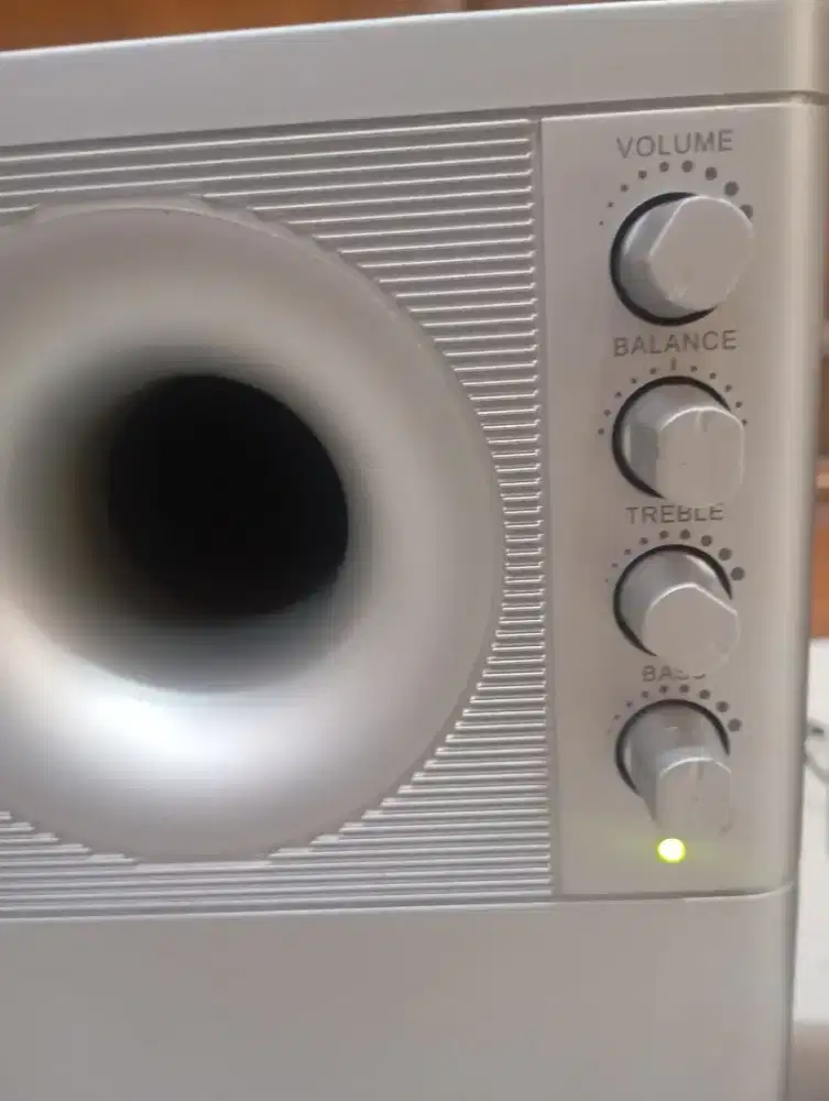 Speaker aktif Microlab X1/2.1