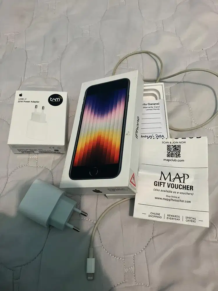 Iphone SE gen 3 64gb Ibox ( Istimewa