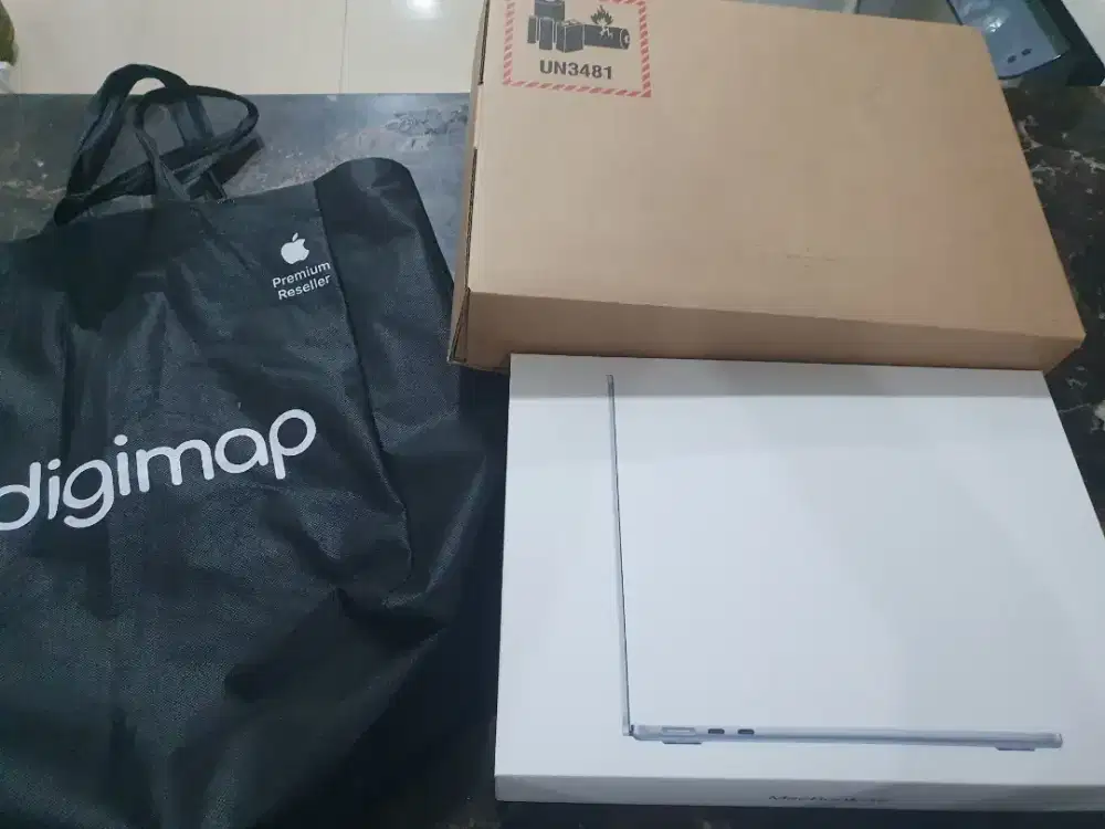 Macbook Air M4 13inc bh100% cc20 istimewa mulus perfect ex ibox