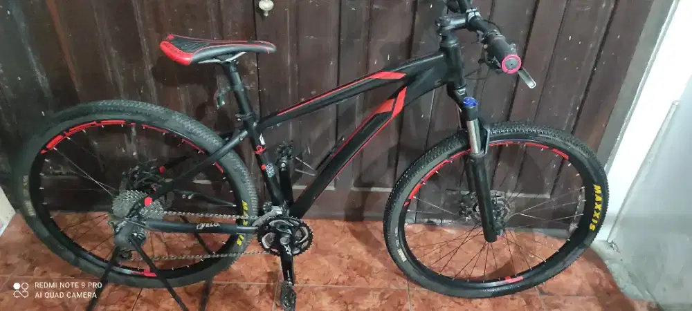 Sepeda MTB Polygon Xtrada 6 upgrade