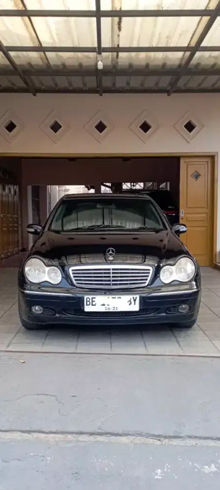 Di jual Mercedes C240 ok bgt