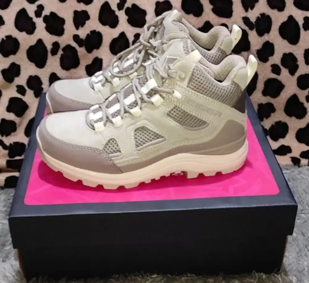 SEPATU WANITA EIGER WS X-TRAYNNO SIZE 36