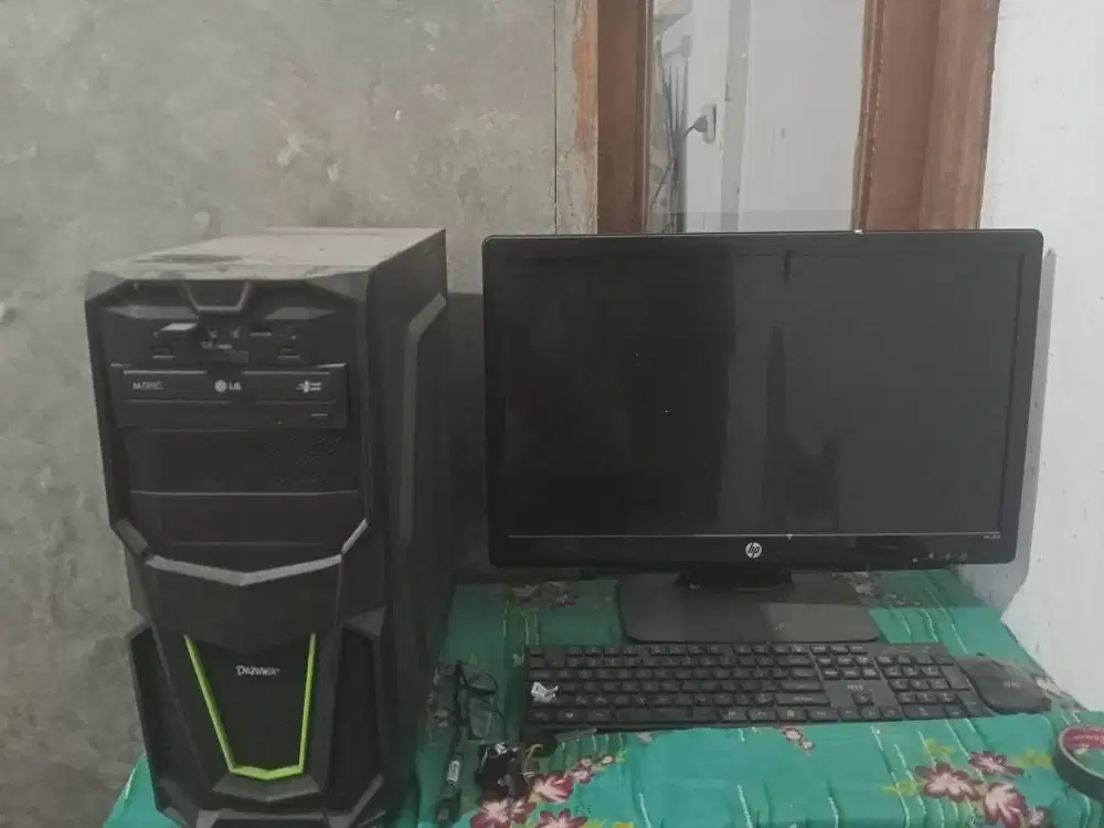 Jual cpu dan monitor nya jual apa adanya