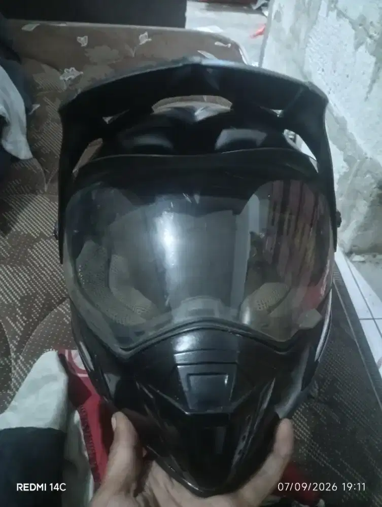 Helm snail mx 311