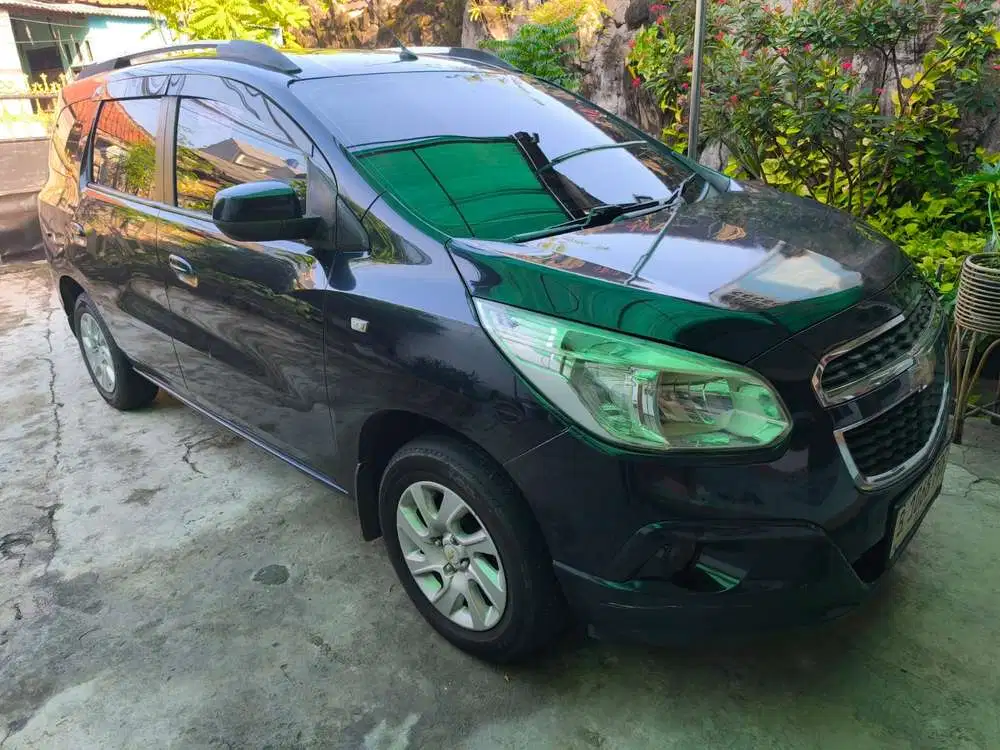 Chevrolet Spin 2014 Bensin