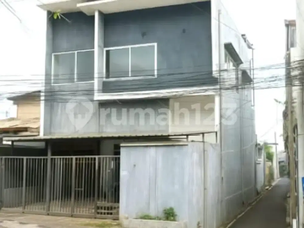 Ruko Tiga Lantai Strategis Bagus Di Gajah Mungkur A4708
