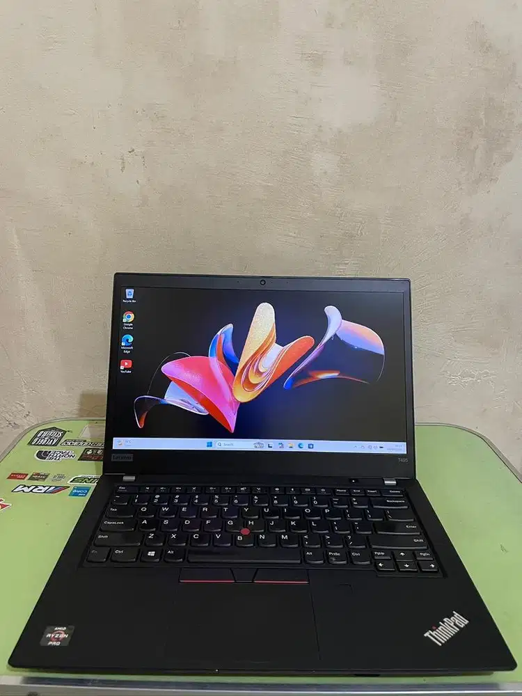 Laptop Lenovo Thinkpad T495 AMD Ryzen 5 Pro Ram 8GB SSD 256GB