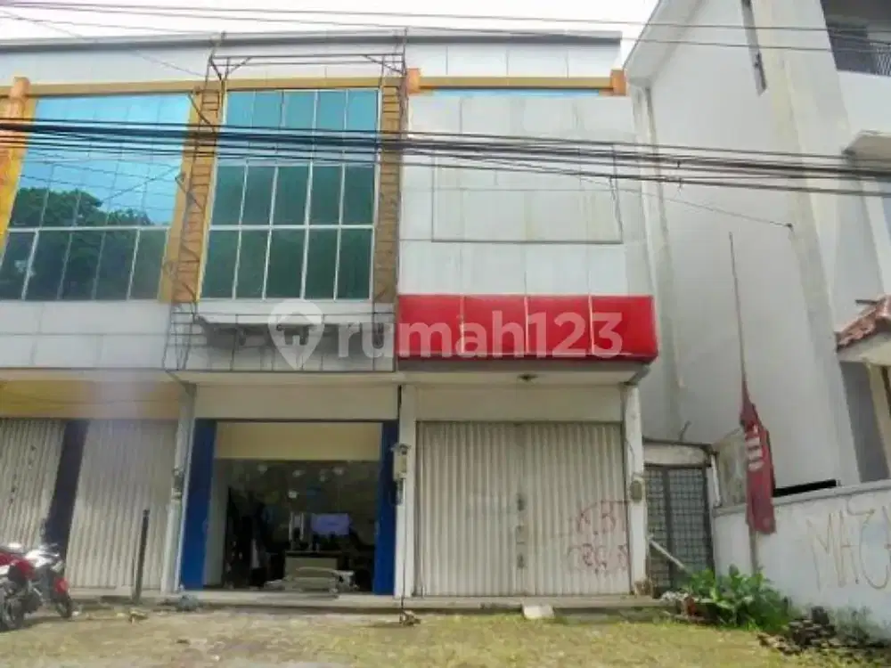 Ruko Dua Lantai Siap Pakai di Jampiroso Temanggung A5899