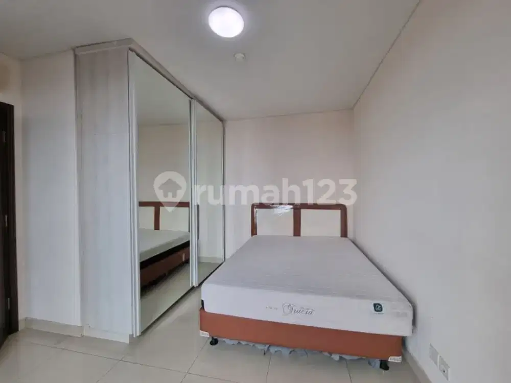 *Dijual Apartemen 1 Br Semi Furnished di Central Park Residencetower Adaline / Lantai 36, Jakarta Barat.*(Kode Rmrg 2985)