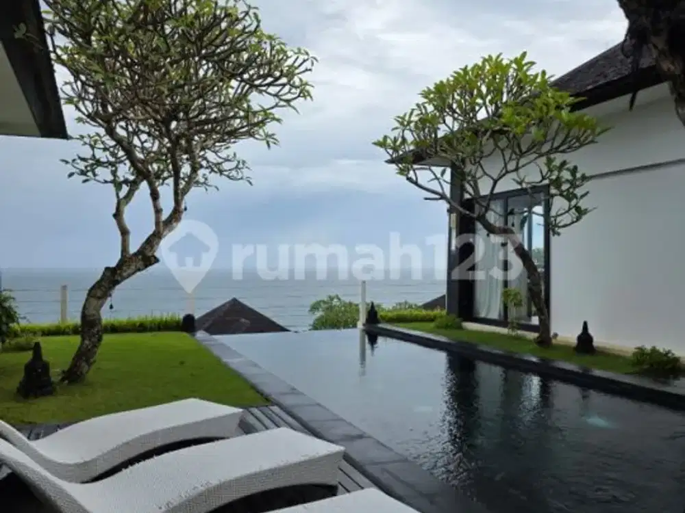 Villa Mewah 4 Kamar dengan Private Beach, Nusa Dua Bali