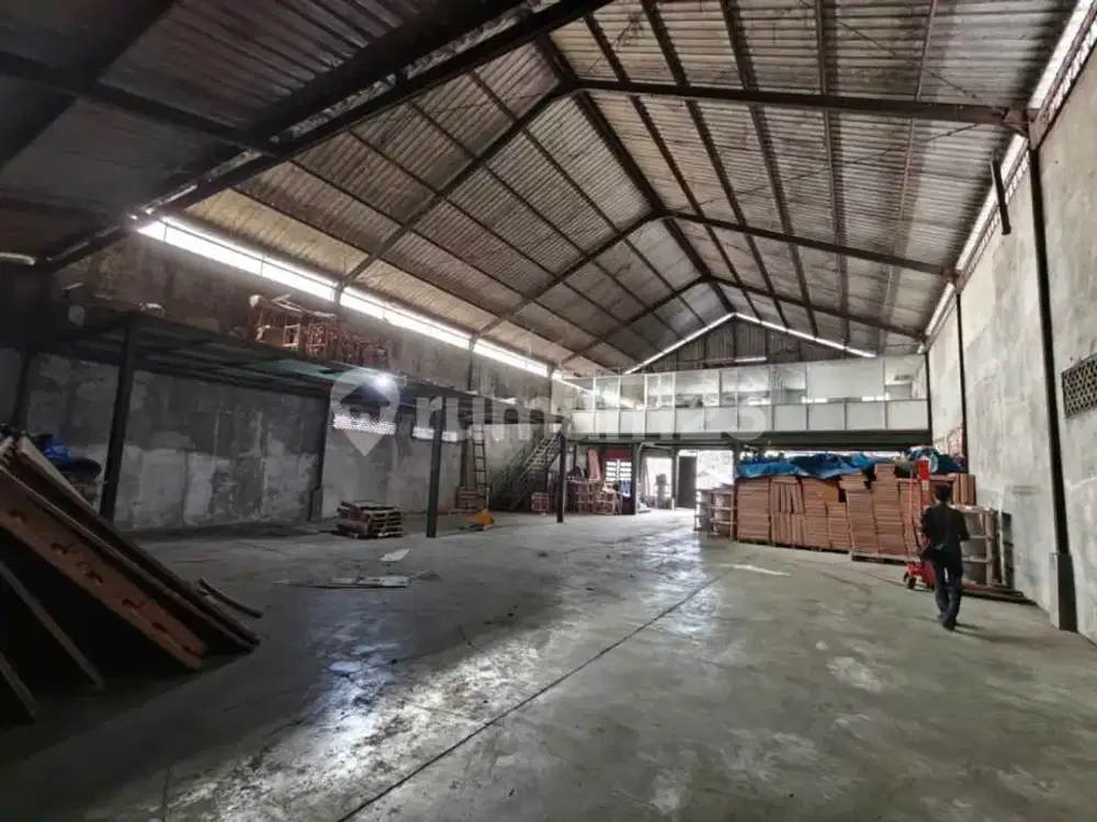 Gudang Disewakan, Tempat Strategis & Siap Pakai