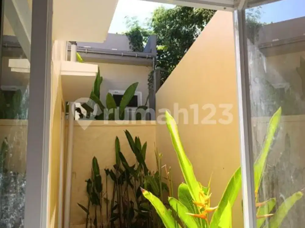 Disewakan Rumah Baru Dibangun 2 Kamar Tidur 3 Kamar Mandi