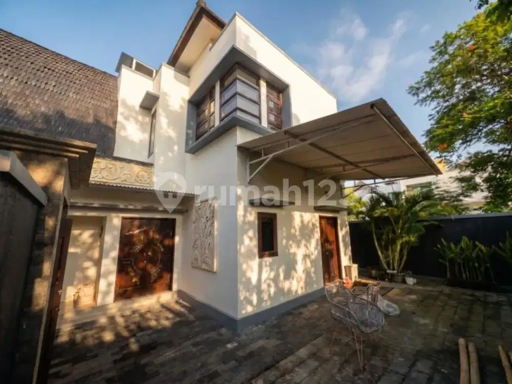 Rumah Super Luas 2 Lantai 3 Kamar Tidur Cocok untuk Keluarga