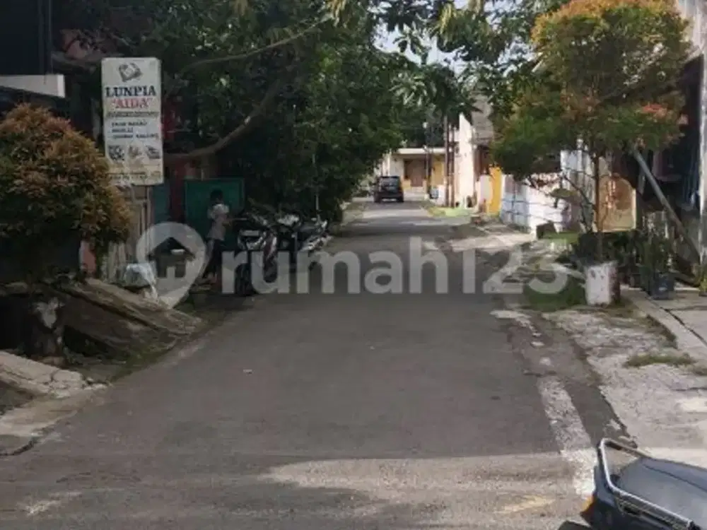 Tanah Dekat Jl Sompok Semarang
