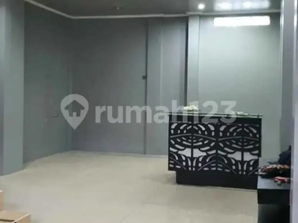 Rumah Nyaman di Lokasi Strategis Ramah Keluarga