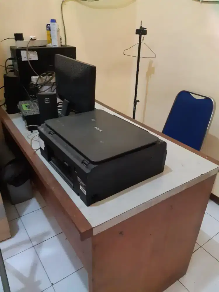 Jual 1 set PC Dell Optiplex Core i5, Printer, Meja ,& Kursi