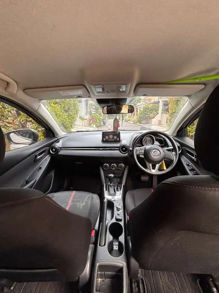 Mazda 2 2015 Bensin