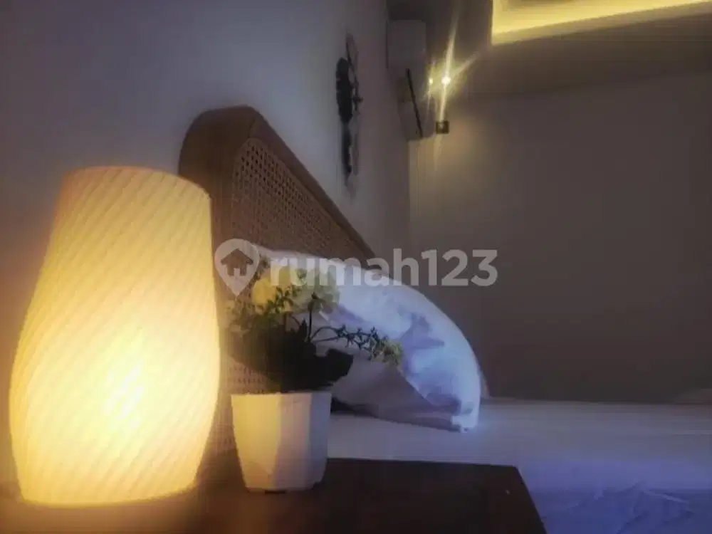 Disewakan Villa Modern Estetik Dekat Pantai Area Parerenan