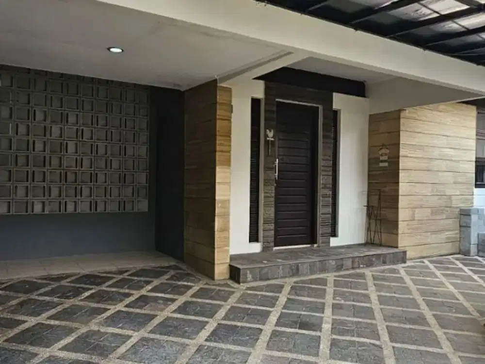 TERMURAH DISEWAKAN RUMAH SIAP HUNI KOMPLEK SUMBER SARI BANDUNG