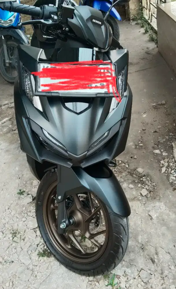 Honda Vario 160 CBS Black Matte Grande