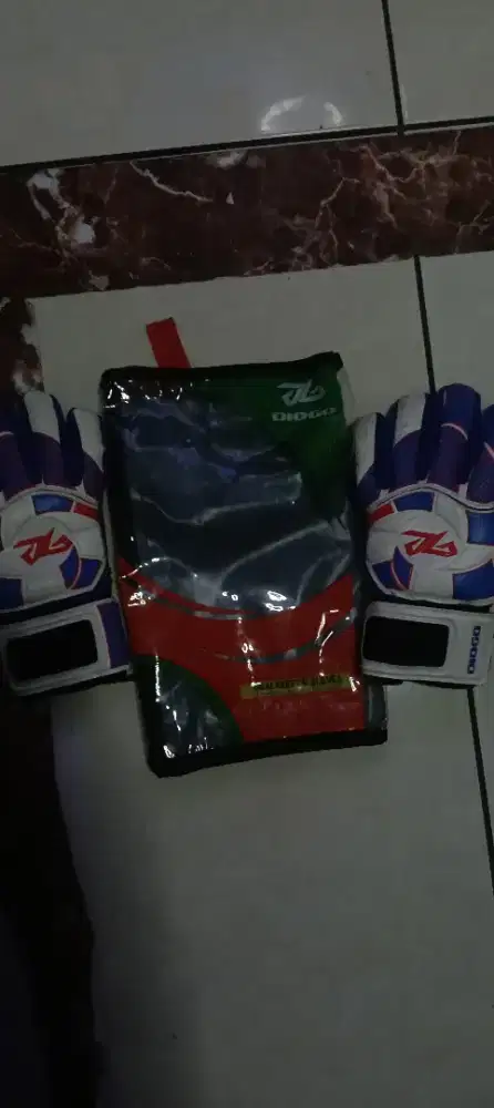 Sarung tangan Kiper anak