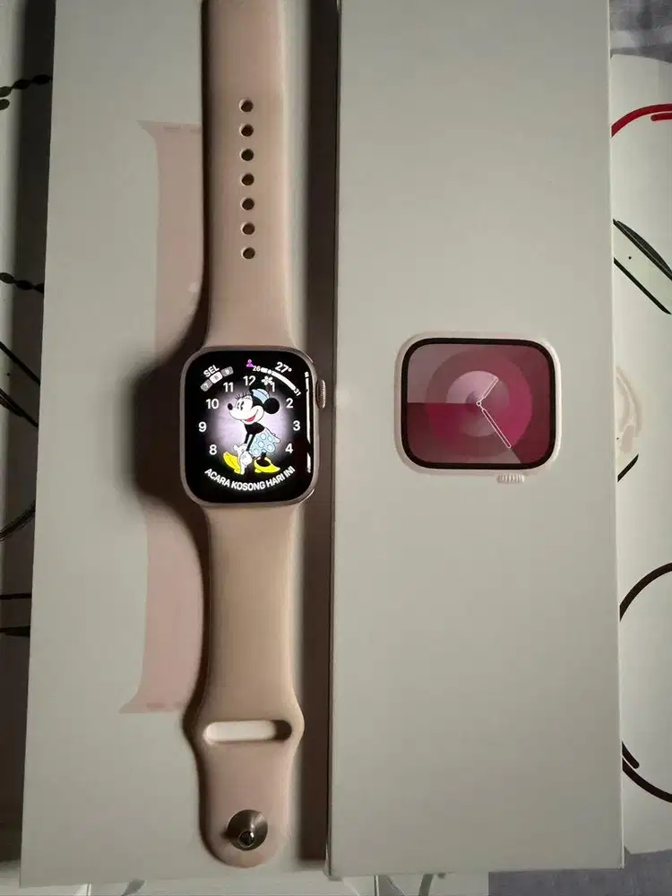 Second Apple watch 9