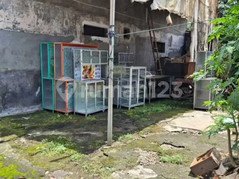 *Rumah Tua Jual Hitung Tanah / Lahan di Pinggir Jalan Raya Palmerah, Jakarra Selatan.*(Kode Rmrg2923)