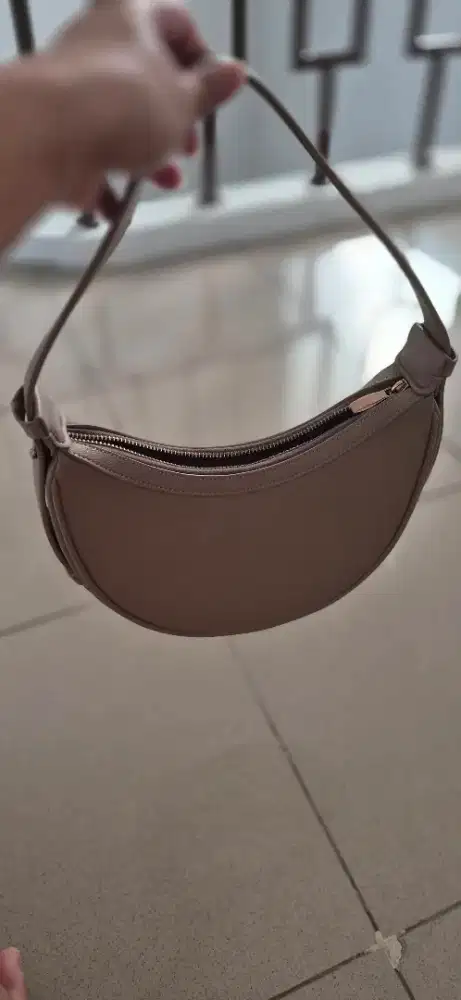 Preloved sabit bag