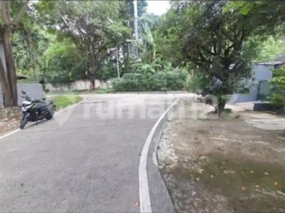 *Dijual Rumah Lama Hitung Tanah di Pejompongam, Tanah Abang, Jakarta Pusat.*(Kode Rmrg 2995)