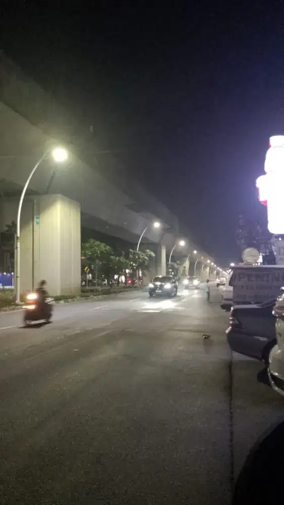 Mencari pekerjaan  apa saja