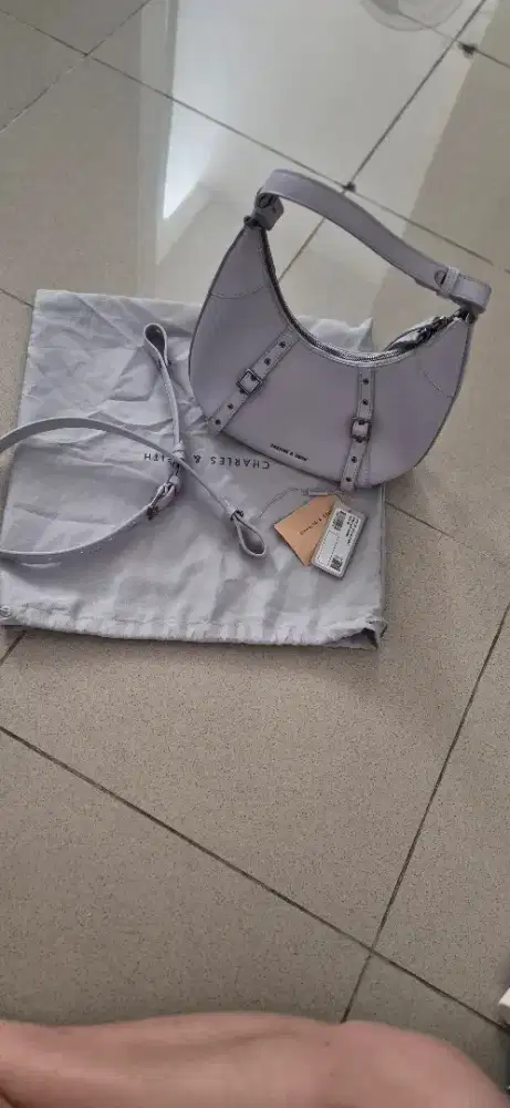 Preloved lilac charles n keith
