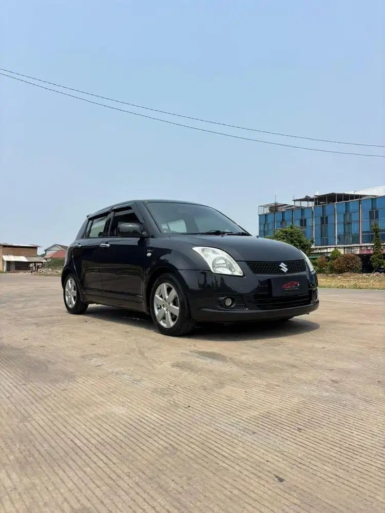 Suzuki Swift 1.5 ST 2009 Automatic ( Hitam Metalik )
