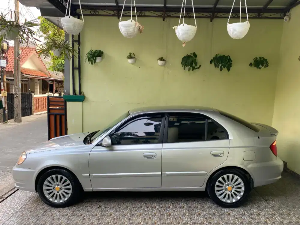 Dijual Hyundai Grand Avega GX 2010 M/T