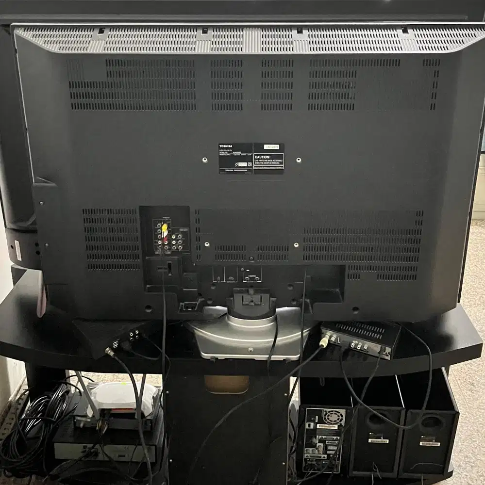 Dijual TV LCD LED kondisi apa adanya