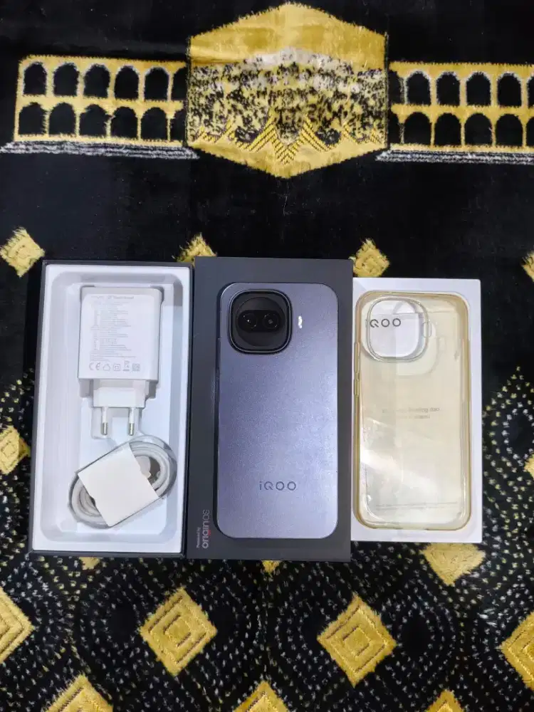 IQOO 15R RAM 12/256GB Garansi 9 Bulan