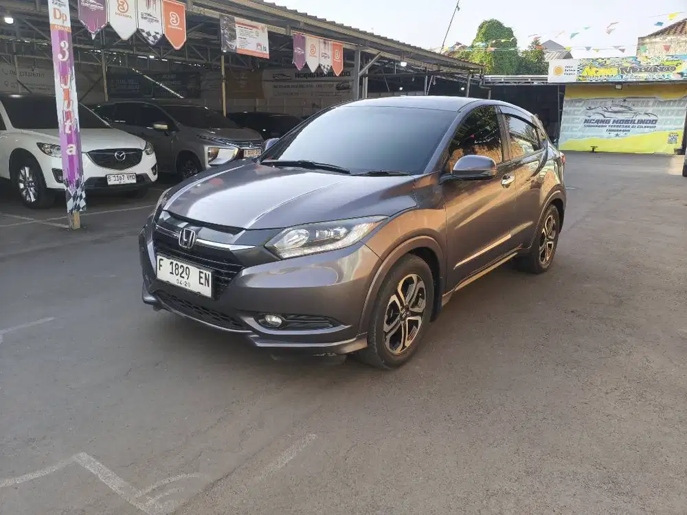 Honda HRV Prestige 1.8 Matic 2015 Sunroof Dp 7 Juta Promo
