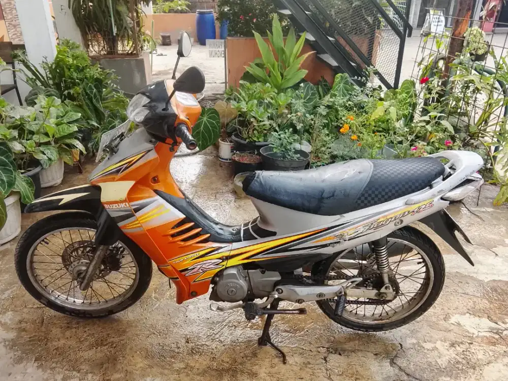 Dijual motor Shogun 125 tahun 2005