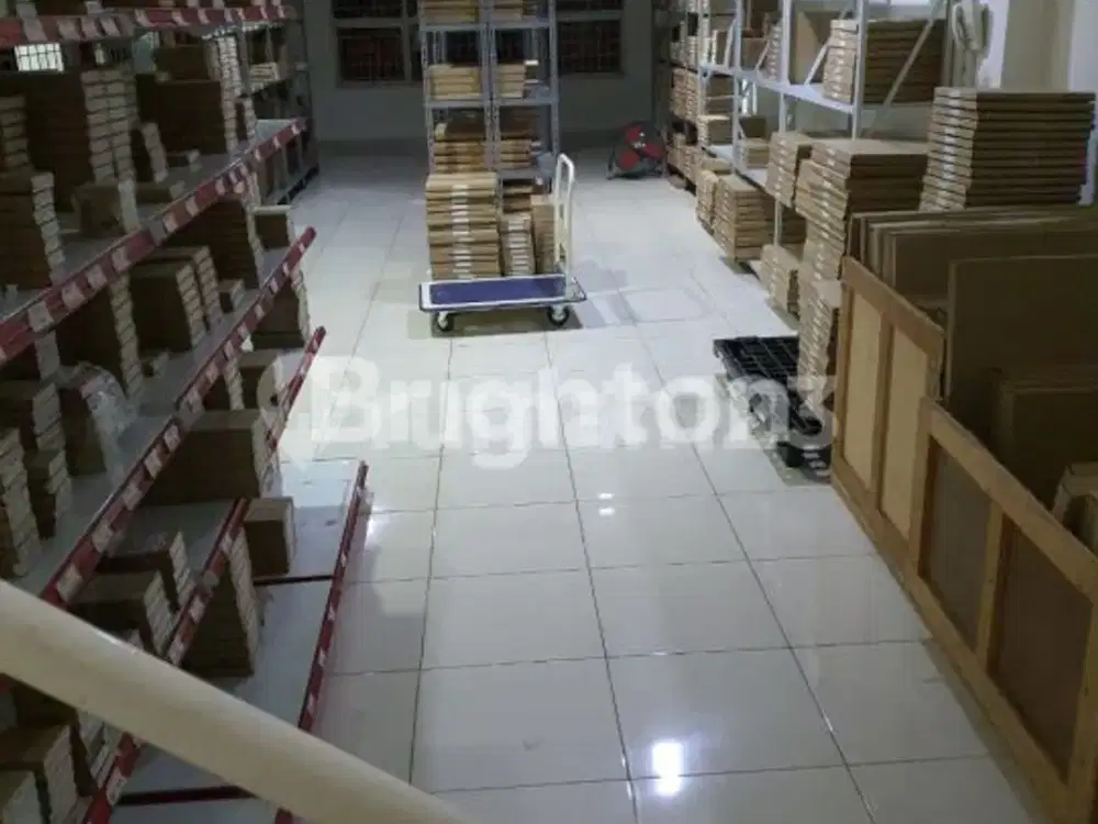 RUKO SIAP HUNI UNTUK KANTOR, GUDANG, DLL DI KOMPLEK MUTIARA TAMAN PALEM, CENGKARENG, JAKARTA BARAT (KODE RMRG 2522)