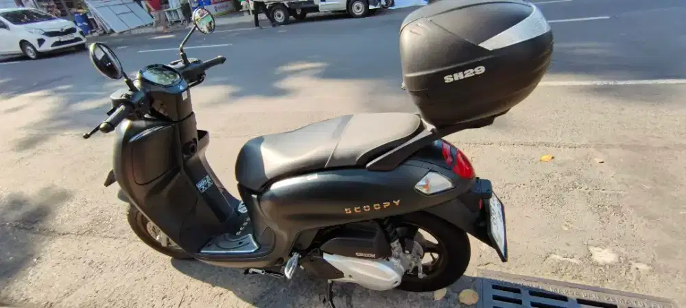 SCOOPY PRESTIGE ISTIMEWA