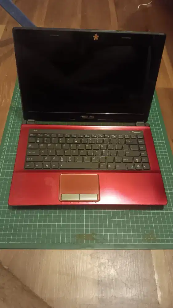 Laptop Asus K43E - Merah - 4GB - HDD Hitachi 500gb