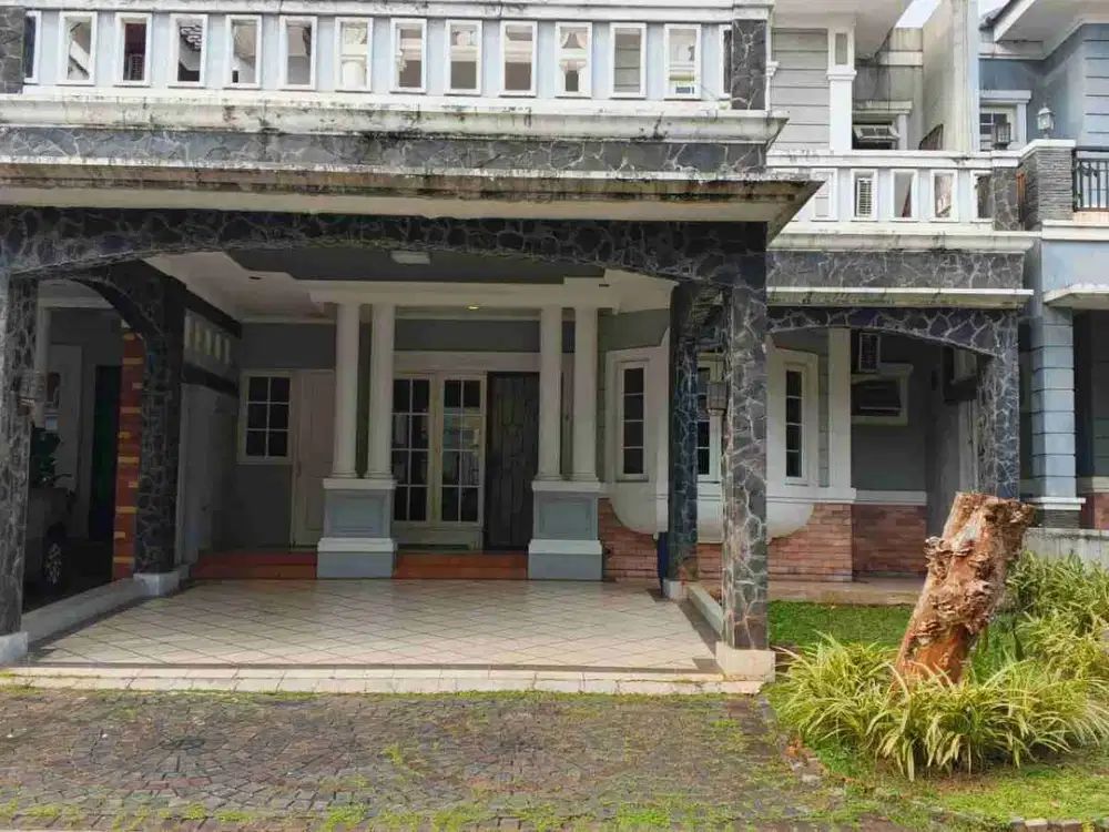 Di jual rumah cantik siap huni cluster favorite bebas banjir. Kota Wisata Cibubur