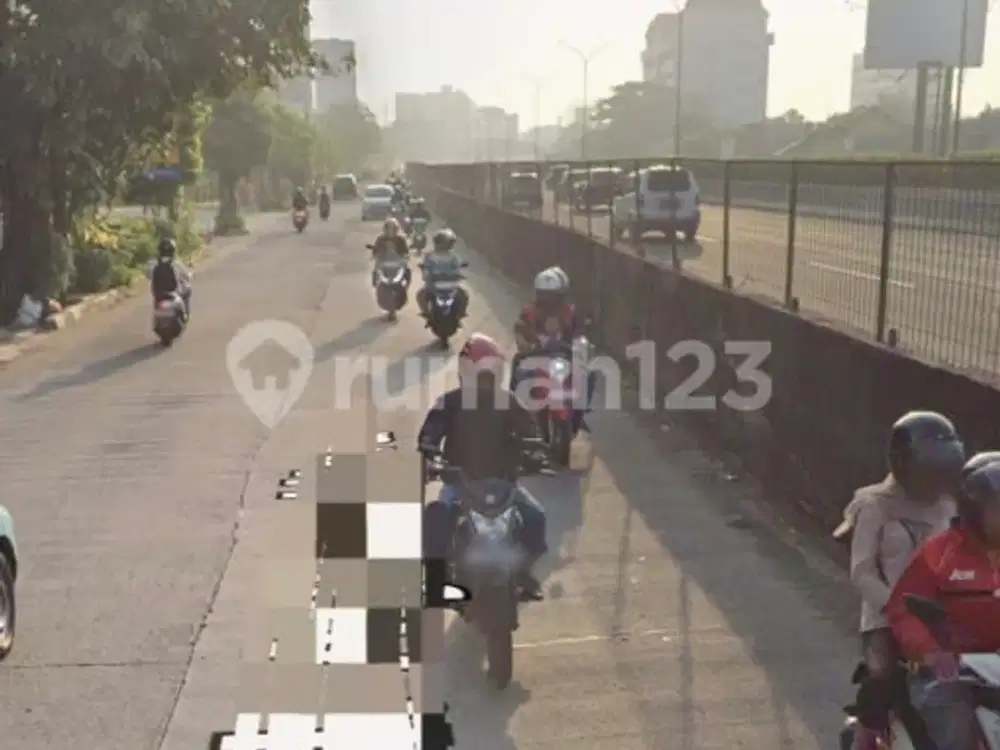 *Disewakan Bangunan Gudang Luas Tanah 793M2 di Duri Kepa, Jakarta Barat.*(Kode Rmrg 3028)