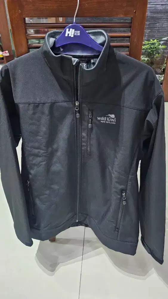 Jaket Outdoor Wild Kiwi New Zealand
