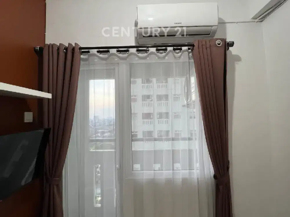 UNIT HOOK APARTEMEN GREEN PRAMUKA TOWER ATAS MALL  VIEW TOLL