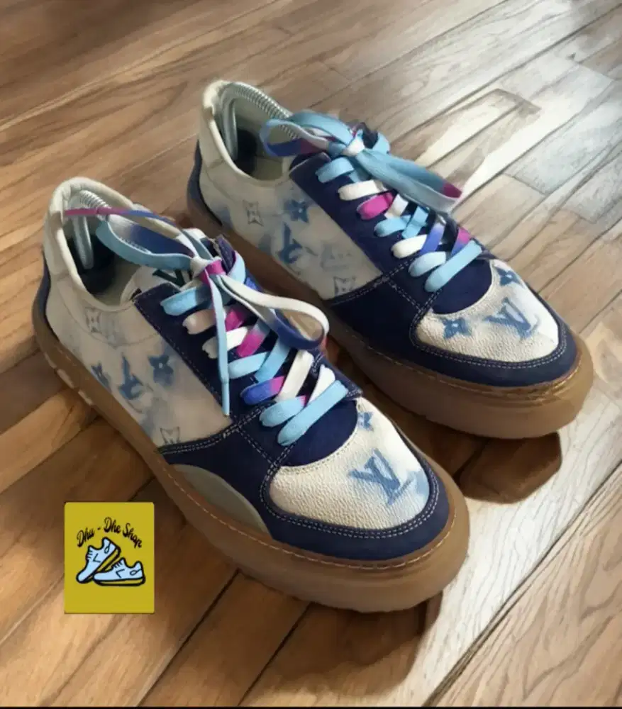 Sepatu Luis Vuitton ollie watercolour mono 41 Italia (Prelove) NEGO