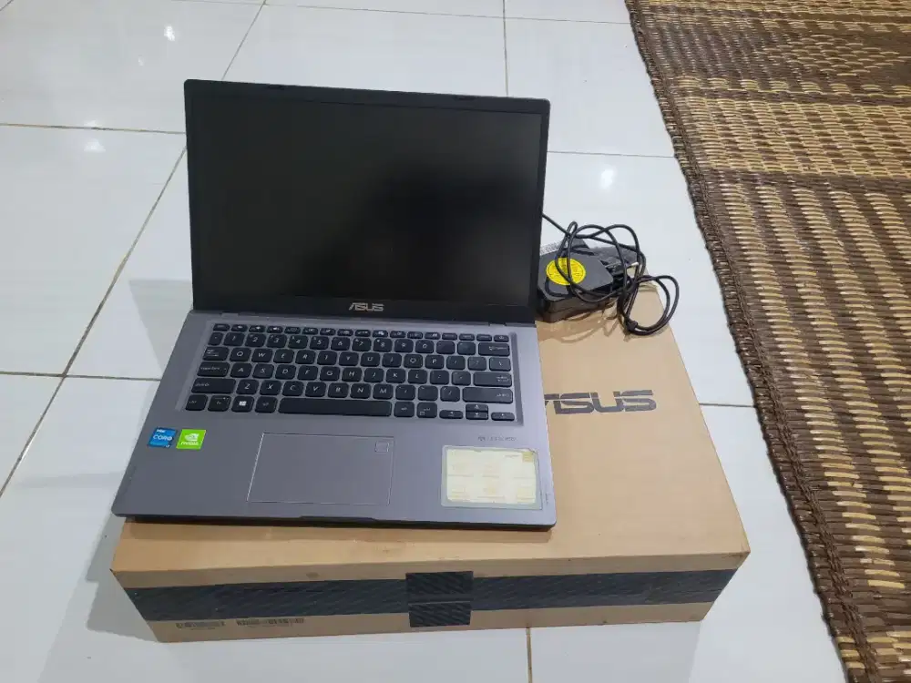ASUS VivoBook 14 A416EP - i3 Gen 11 / MX330 / 8GB / 512GB Fullset