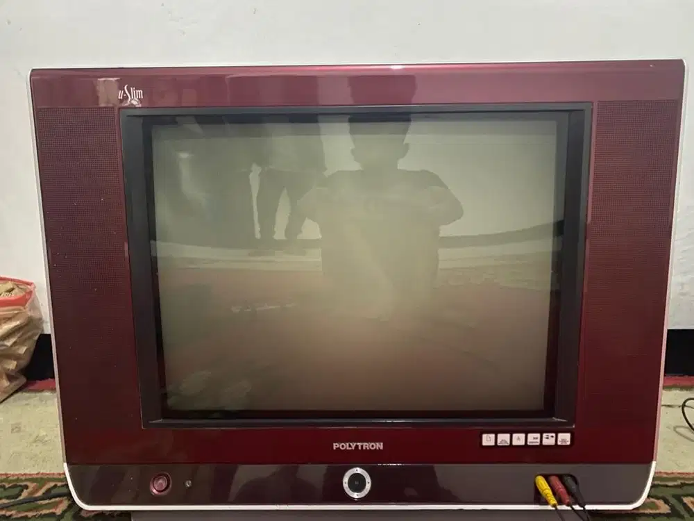 Tv tabung Polytron XBR