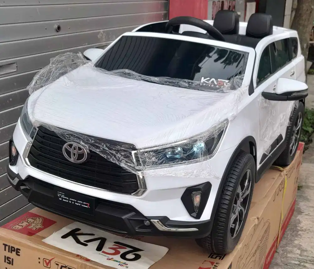 Mobil Aki Anak Toyota Innova Reborn PMB M 7288 DUAL