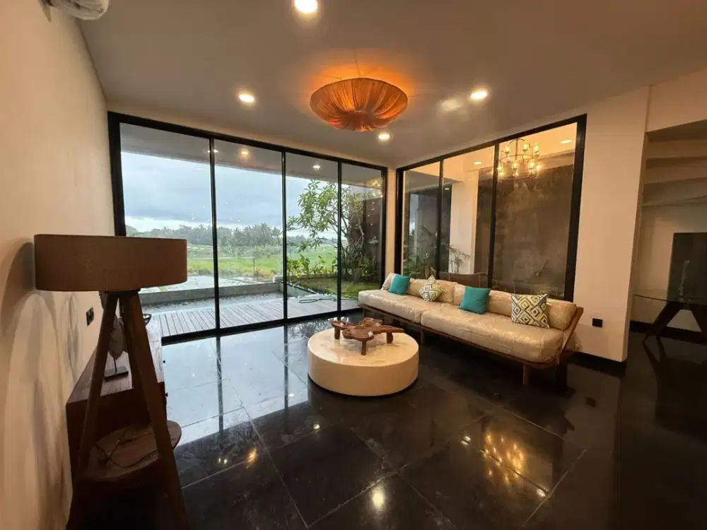AVAILABLE NOW! 4 Bedroom Villa Rice Fields and Ocean View in Tanah Lot, Tabanan
