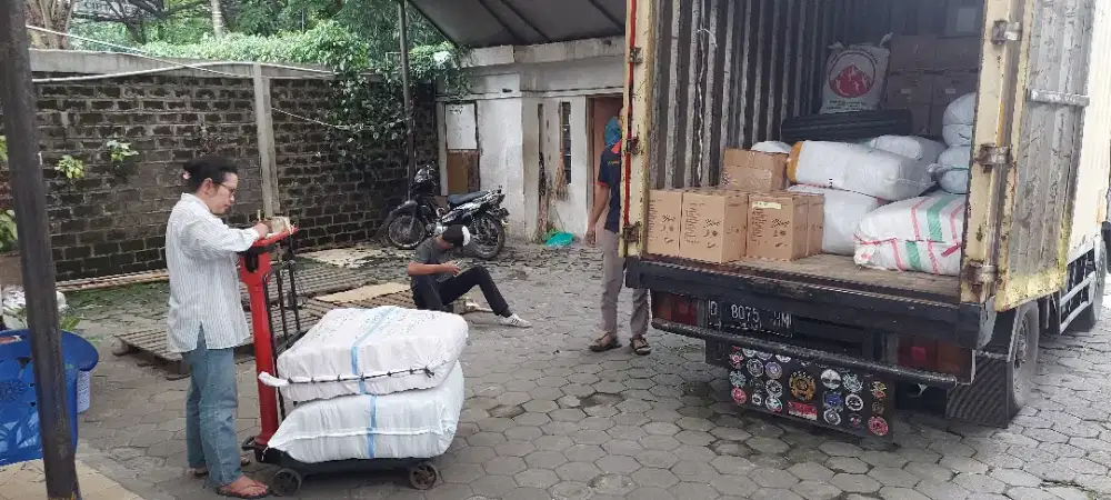 lowongan kerja sales driver